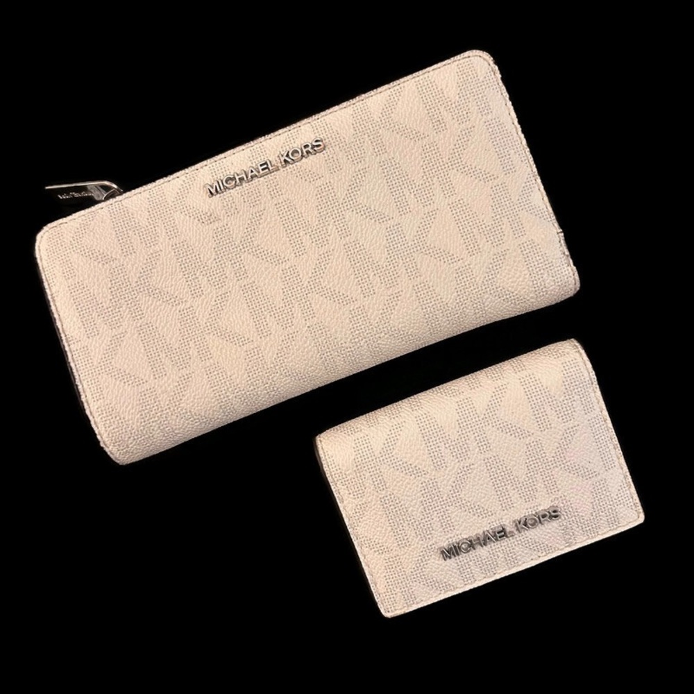 Michael Kors Jet Set Large Continental Wallet & Card Case